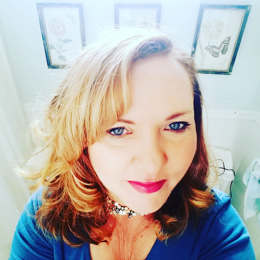 Meet your Posher, Elaine